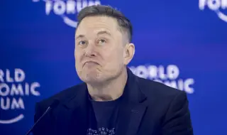 Илон Мъск чукна 55 години