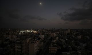 Израел твърди, че е открил тунел в болничния комплекс Ал Шифа