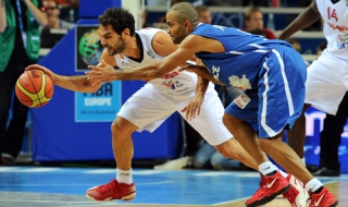 Няма да видим Тони Паркър в "Арена Армеец"