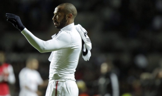 Анри се скара с феновете на Арсенал