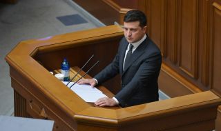 Опозицията търси свалянето на Володимир Зеленски