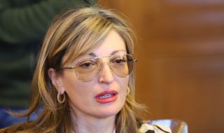 Захариева: Посланикът на Русия прекалява, ако бях министър, щях да реагирам далеч по-остро
