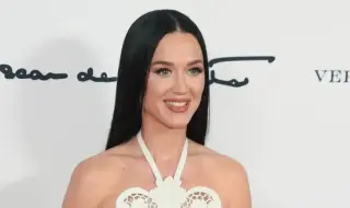 Кейти Пери посрещна новата година с бившия и настоящия си (СНИМКИ)