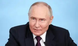 Vladimir Putin again threatened to use nuclear weapons if his country felt threatened 