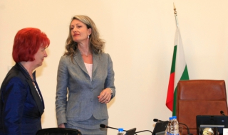 ЕК е намалила парите за България /Обновена/