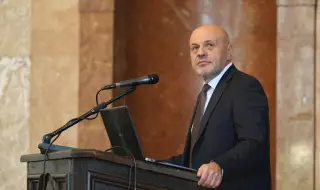 Томислав Дончев: Към март 2026 година голяма част от страховете за еврозоната ще отминат напълно