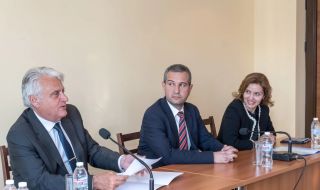 Рашков: От месец насам няма миграционен проблем