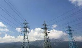 Доставчици на ток към властта: Помагайте, за да не скочи много цената за бита