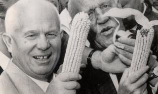 13 септември 1953 г. Никита Хрушчов оглавява КПСС