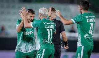 Лудогорец спечели с 2:1 срещу Ботев (Пловдив) и се завърна начело на класирането във футболната Първа лига