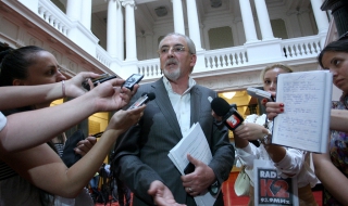 Безпрецедентно ще е, ако Плевнелиев наложи вето на бюджета