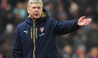 Арсенал се прицели в играч на Болтън