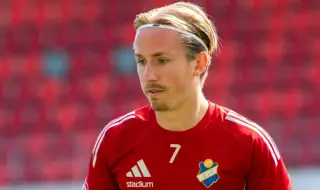 Смятан за сигурно ново попълнение на ЦСКА се сбогува с клуба си