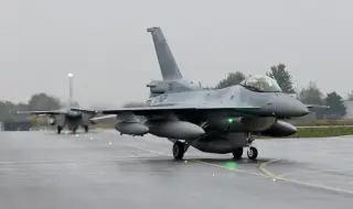 Български пилот на F-16: Самолет, който носи непознати способности за българските ВВС