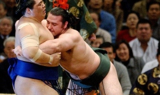 Котоошу с втора победа в Нагоя