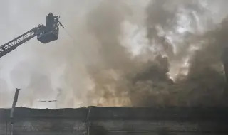 Нефтопреработвателният завод в Сизран спря работа след удар с украински дрон