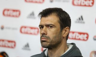 Росен Кирилов поема един от оцелелите отбори в Първа Лига