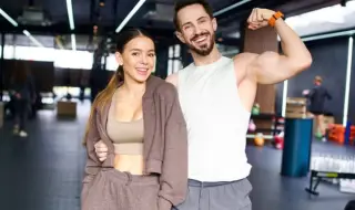 Жената на Наум Шопов - Теа Минкова разкри корекциите си