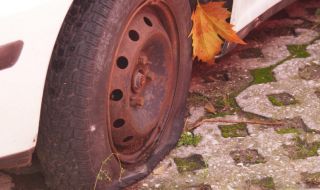 Вдигат по-лесно изоставените коли в София