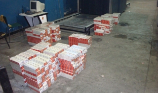 Автобус-рецидивист прекарва цигари