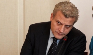 Москов подал сигнал за злоупотреби във Фонда за лечение на деца