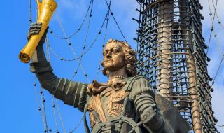 18 август 1682 г. Петър I става цар на Русия