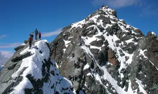 Съдят катерач, оставил гаджето си да умре от студ на връх в Алпите