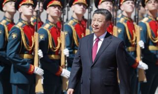 "Форин афеърс": Си Дзинпин казва, че подготвя Китай за война