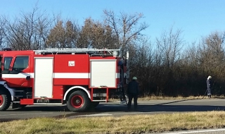 Военните се включиха в потушаването на пожара край Златоград