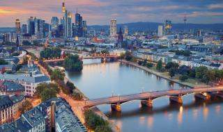 Взривиха бомба в центъра на Франкфурт (ВИДЕО)