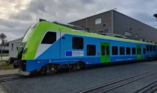 Показват първия новопроизведен влак „Шкода“ за България - част от инвестиция за над 320 млн. евро