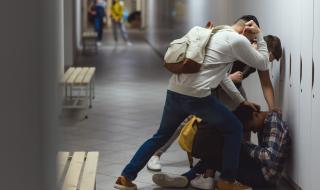 13-годишно момче почина след побой от съученици