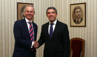 Плевнелиев: Политиците да се вслушат в гражданското общество