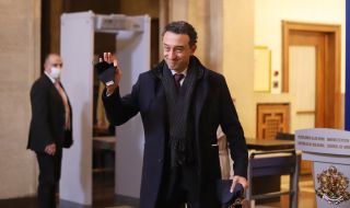 Лорер: 5% ръст на икономиката е абсолютно постижима цел