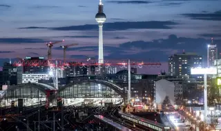 Предупреждава се за недостиг на гориво в Берлин