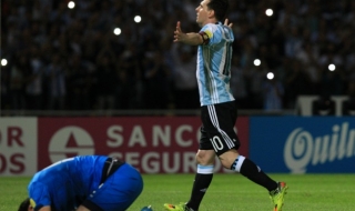 Аржентина се справи с Боливия