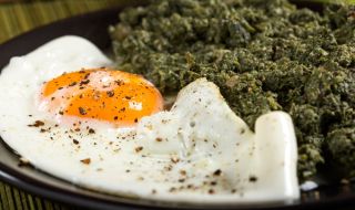 Рецепта на деня: Джуркана коприва с печени гъби и яйца