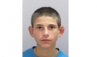 Издирват 14-годишно момче