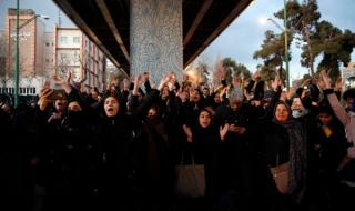 Британският посланик в Иран: Не съм участвал в протести