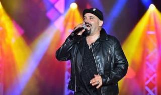 Дичо показва новородената си дъщеря (СНИМКА)