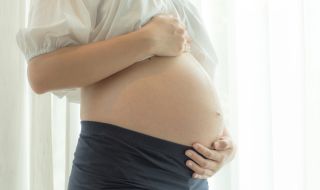 Жена с две матки забременя и във всяка има по едно бебе