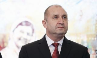 Президентът подари Audi на сина си