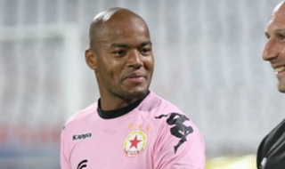 М'боли сърдит на ЦСКА