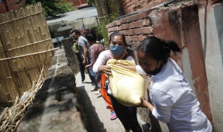 България предоставя хуманитарна помощ за пострадалите от земетресението в Непал