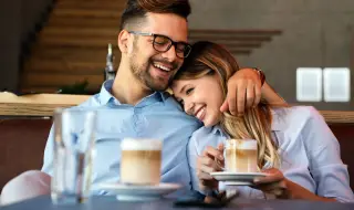 Ново проучване: Какво жените на различни възрасти намират за привлекателно у мъжете?