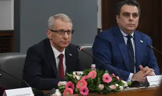 Новоизбраните кметове и председатели на общински съвети се събират в София