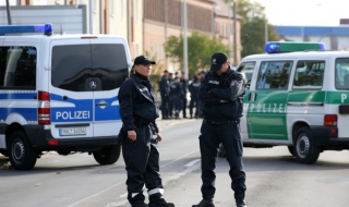 Старец бяга от болница, за да се почерпи с бира за ЧРД