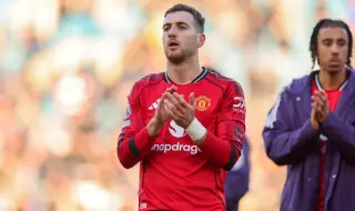 Гари Невил за бранител на Ман Юнайтед: Той е добър защитник! Не е от световна класа, но и аз не бях