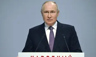 Путин: Русия минава през труден период, но ще бъде силна, свободна и просперираща