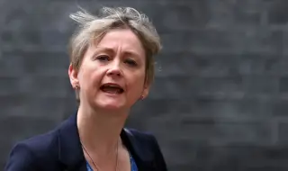 Лондон: НАТО трябва да удвои усилията за сигурността в Арктика, за да защити региона от руска агресия